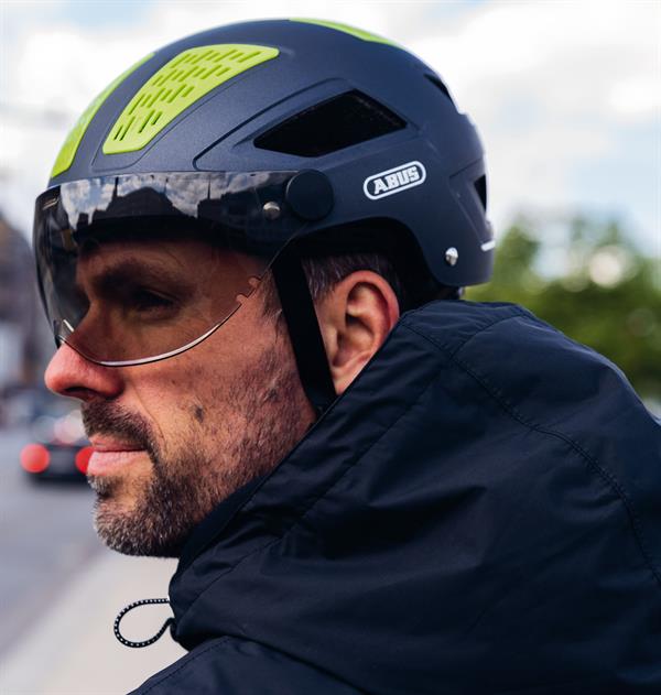 abus hyban 2.0 fahrradhelm Abus Hyban 2.0 ACE Titan Fahrradhelm mit Visier und LED Rücklicht