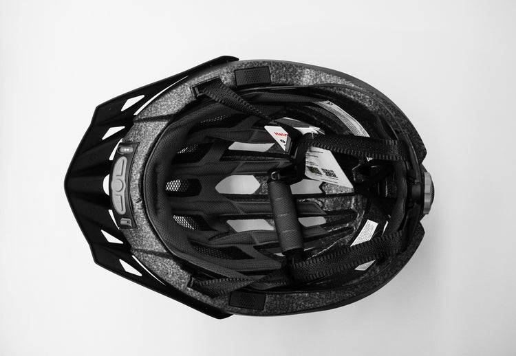 Livall MT1 Neo Black Bluetooth MTB Helm mit LED