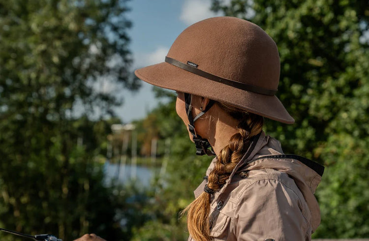 Yakkay Fedora Classic Brown Cover