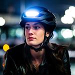 Lumos Ultra Charcoal Black Mips | Schwarzer Fahrradhelm mit integrierten LEDs und Mips