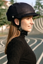 Yakkay Black Helmet + Milano Dark Blue Denim Cover. Fahrradhelm mit dunkelblau Cover
